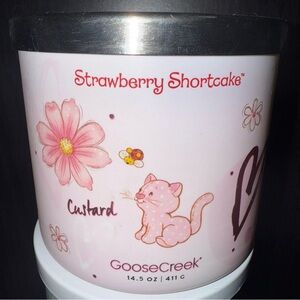 Goose Creek Strawberry Shortcake Candle - Pink